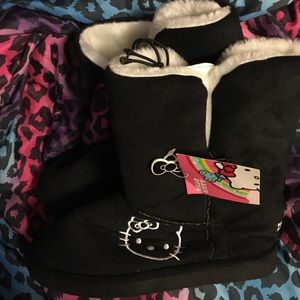 NWT Hello Kitty Slipper Boots